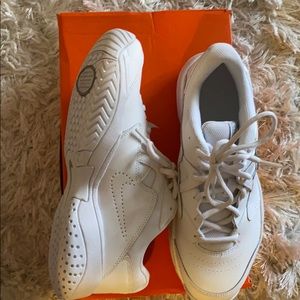 🎁Brand new Nike shows